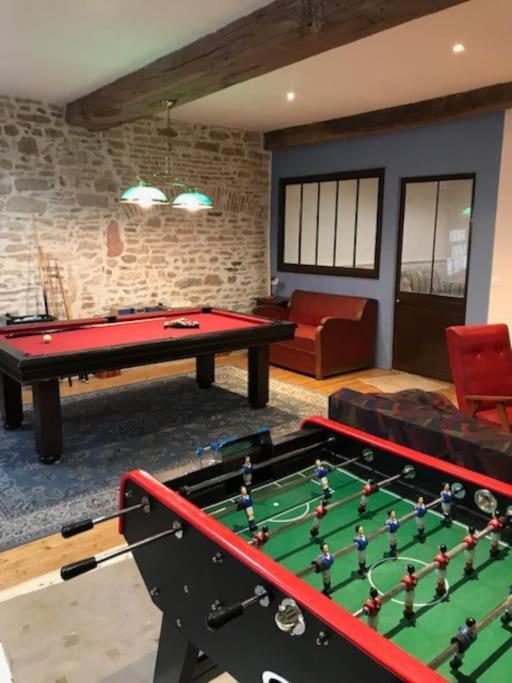 La Maison De Lea, Chambres D'Hotes De 14 Couchages 图尔尼 外观 照片